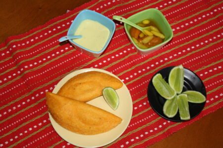 Empanada de maíz carne & papa